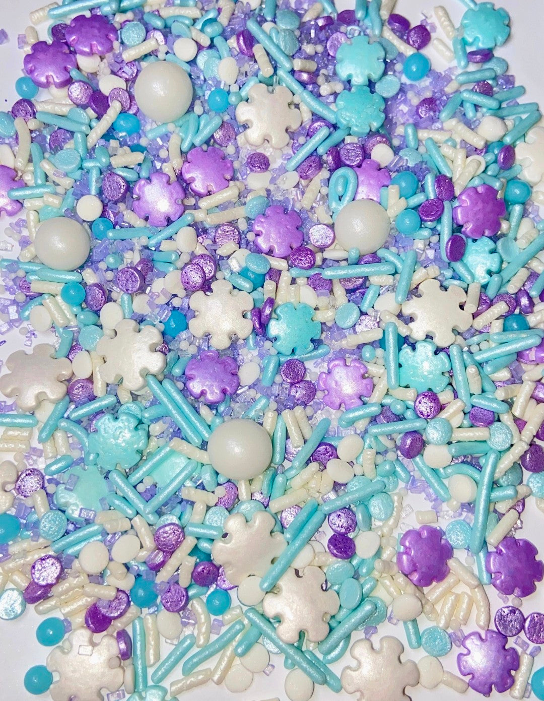 Frozen Winter Sprinkle Mix – Edible Snowflake Purple Blue Silver Sprinkles for Cupcakes, Cookies & Holiday Cakes