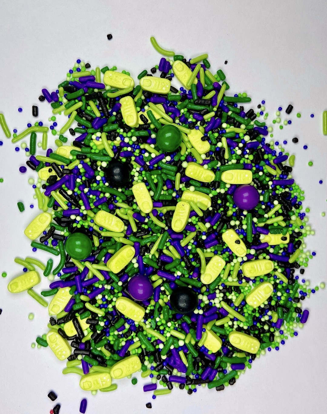 Bug Bash Sprinkle Mix – Edible Neon Yellow & Purple Halloween Sprinkles