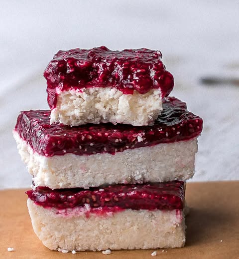 Cranberry Orange Coconut Bars: A Burst of Festive Flavor