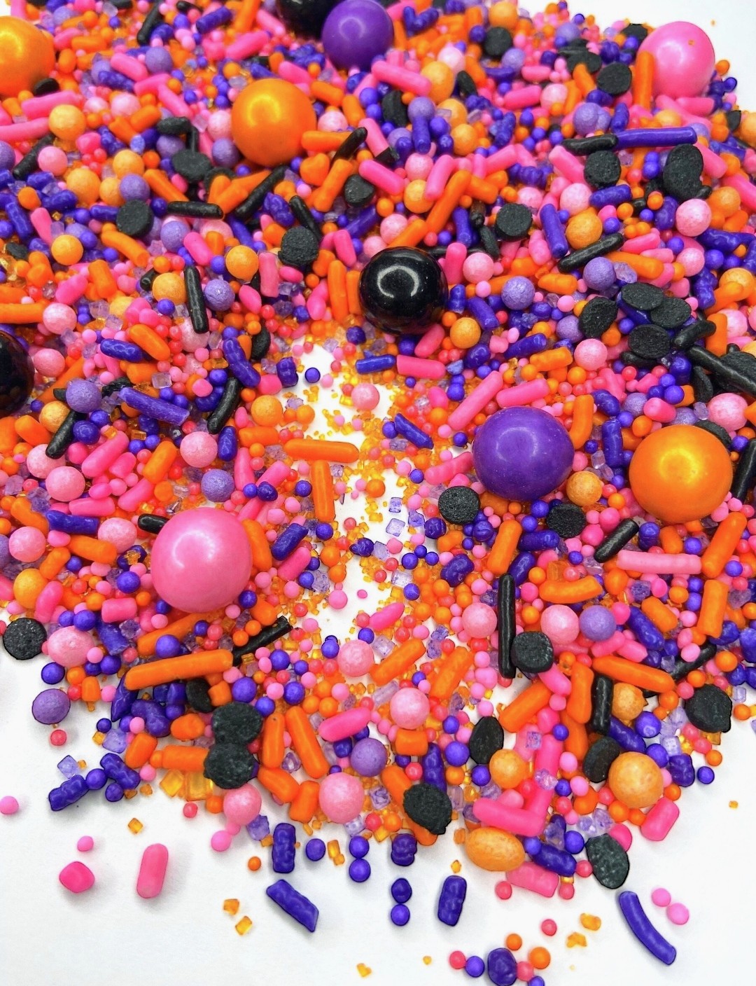 Witchy Sprinkle Mix – Edible Halloween Sprinkles in Purple, Black & Orange